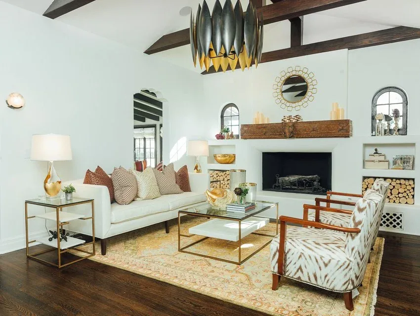 Interior photograph 72 by Michael Allen