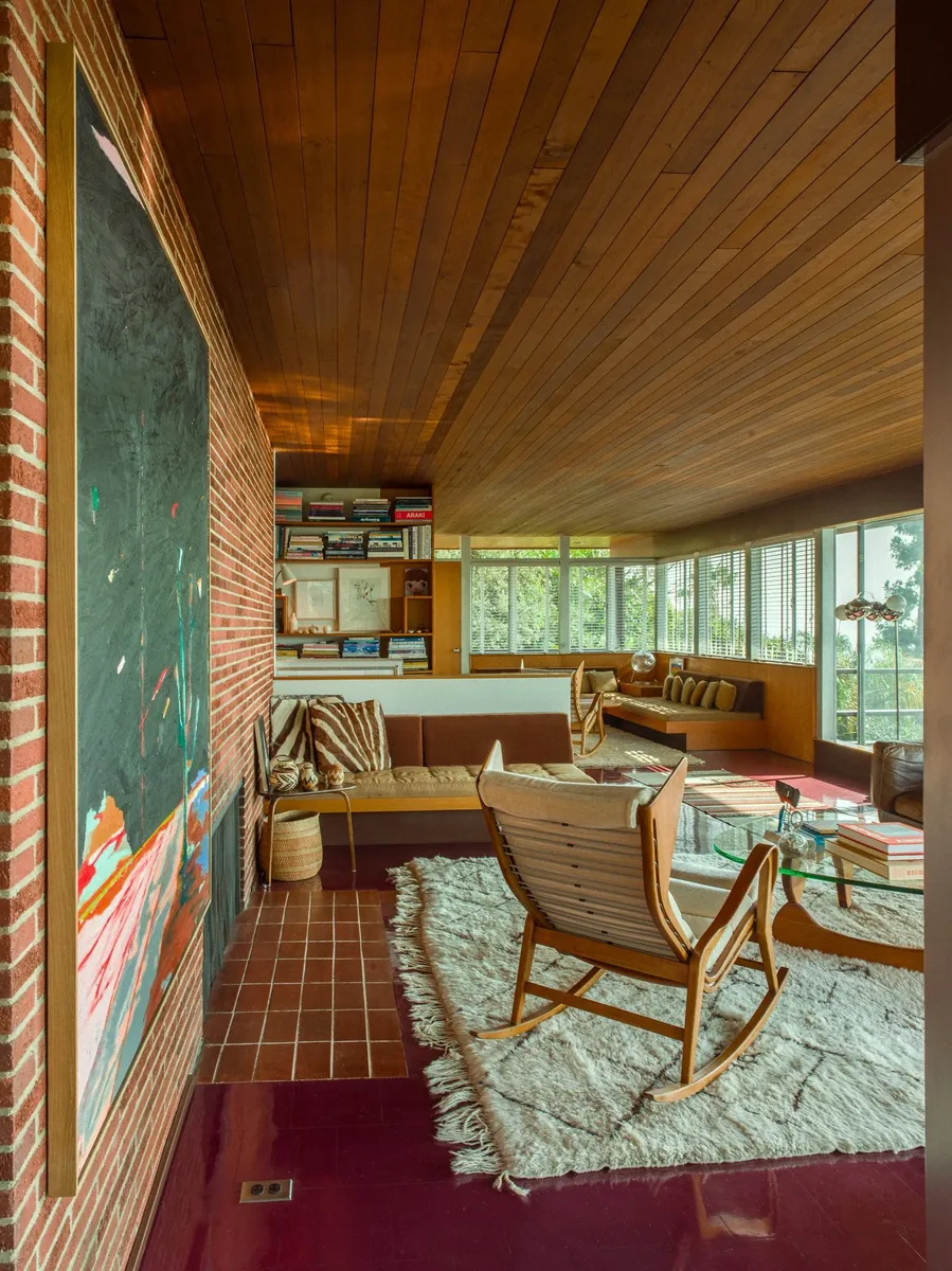 Interior photograph 8 by Michael Allen