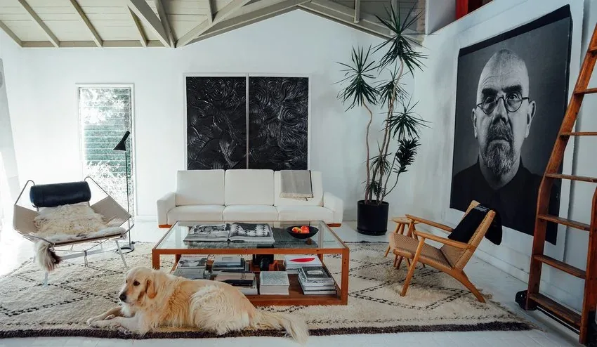 Interior photograph 73 by Michael Allen