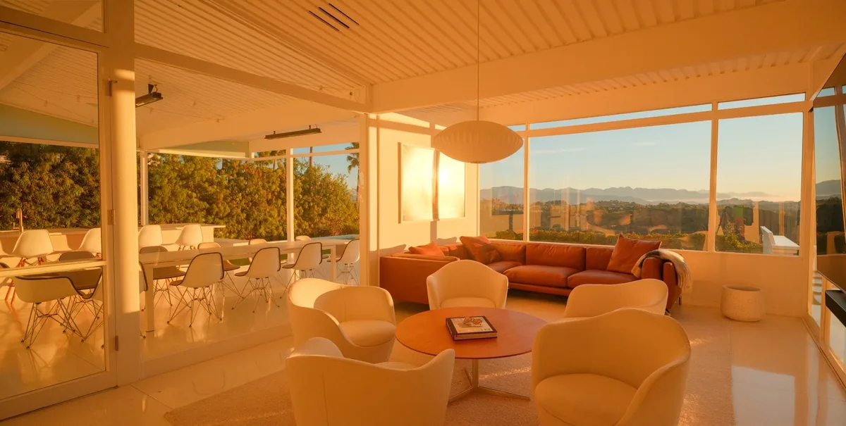 Interior photograph 55 by Michael Allen